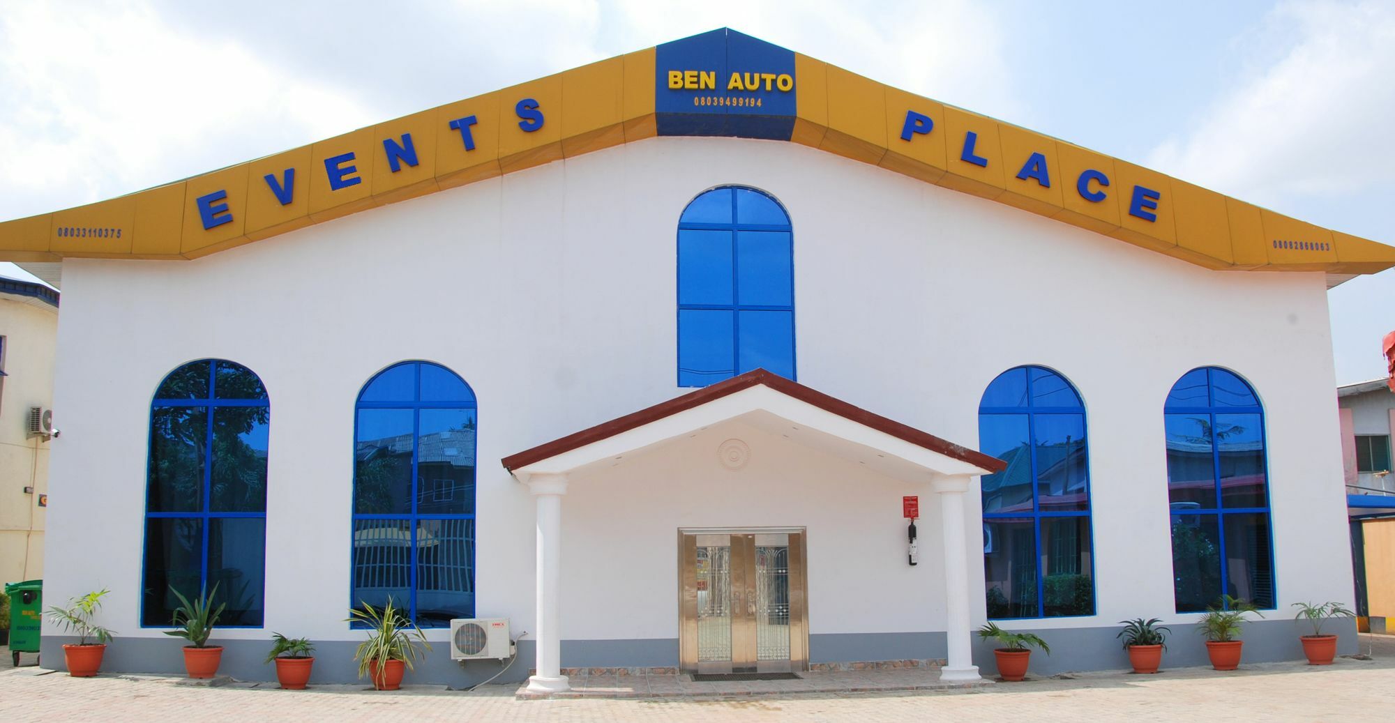 Ben Auto Hotel Lagos Exterior photo
